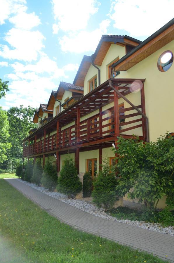 Hotel Tenis Chrząstowice Esterno foto