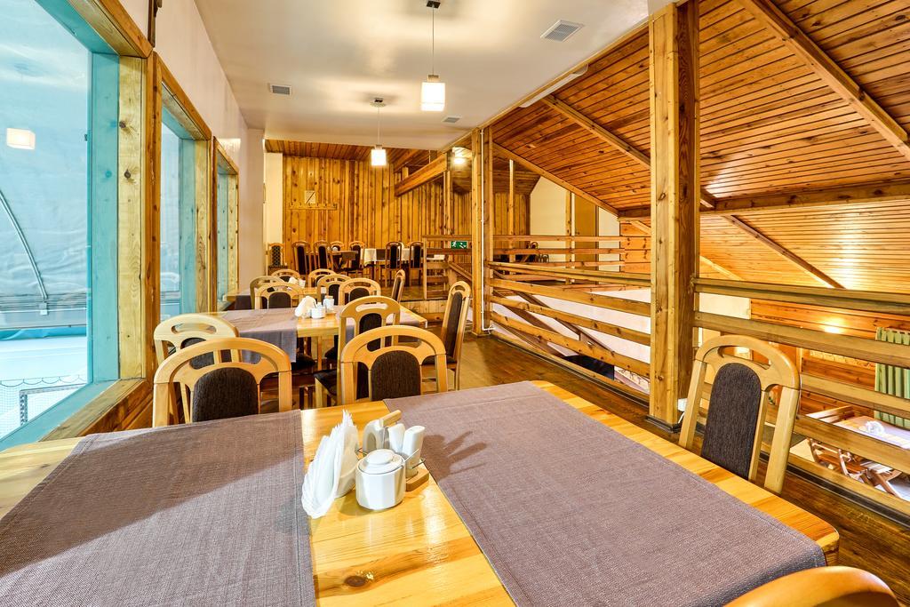 Hotel Tenis Chrząstowice Esterno foto